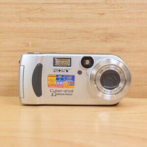 Vintage Sony Cyber-shot DSC-P71 3.2MP Digital Camera, 3X Optical Zoom